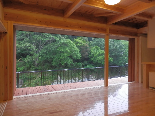 居間